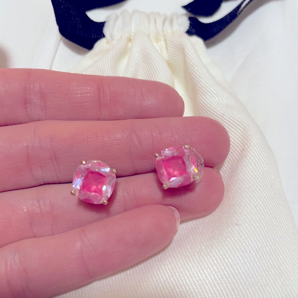 Kate Spade Pink small Square Earrings!💖💖💖💖💖💖